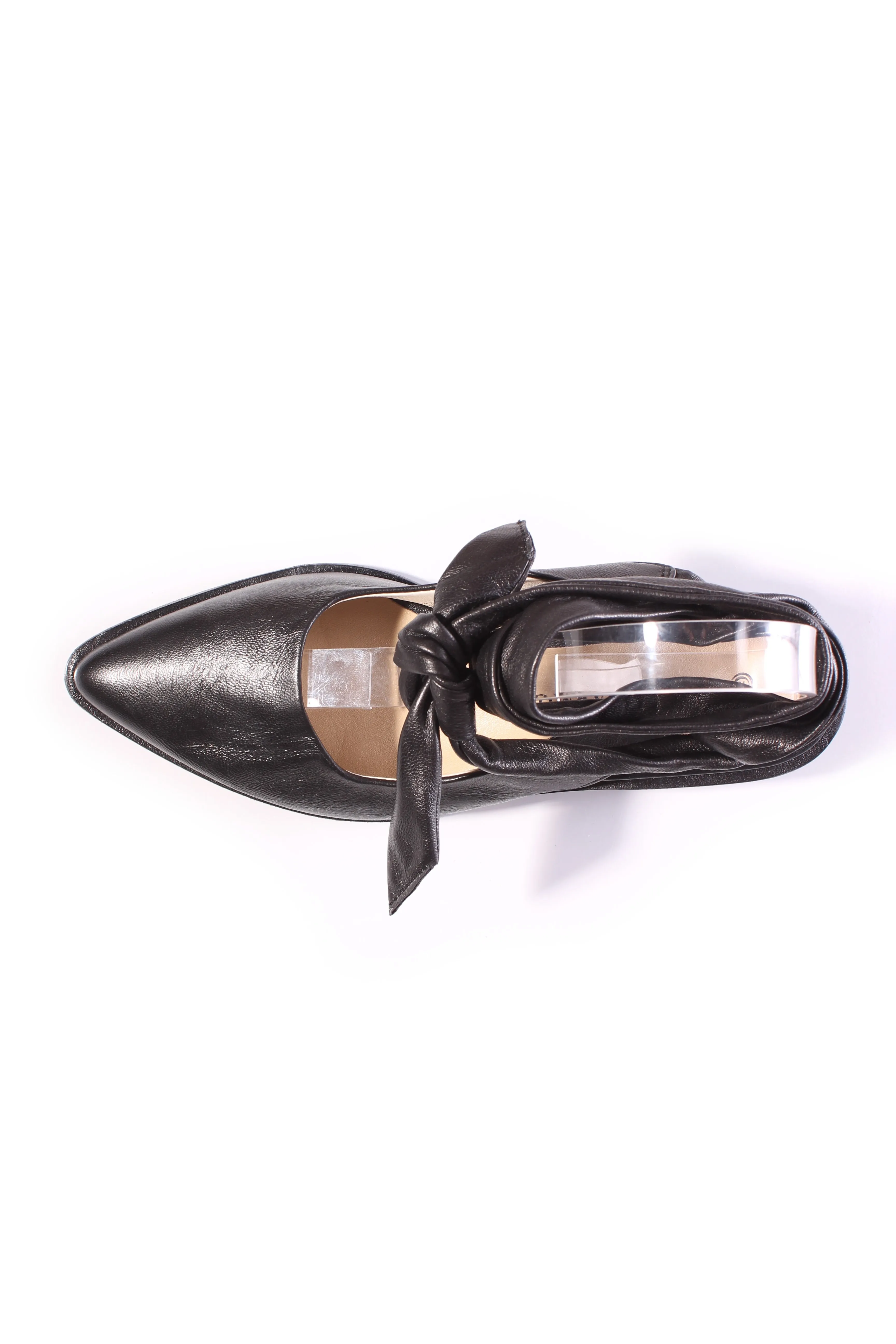 CHAOS & HARMONY (BN) Strappy Ivy leather flats! 38