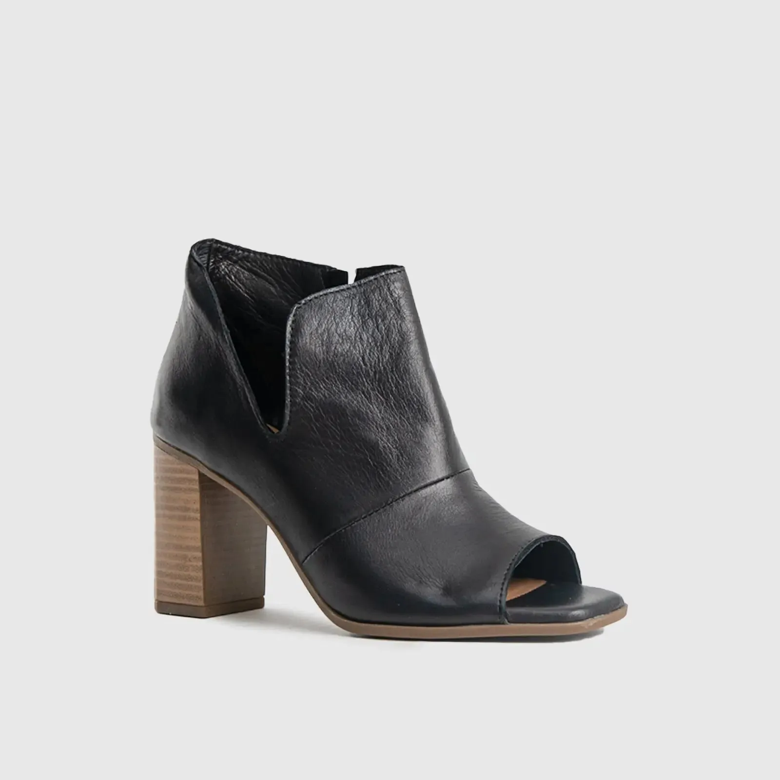 Comfort Block Heel Sandal 8331