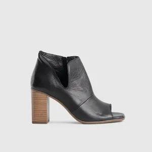 Comfort Block Heel Sandal 8331