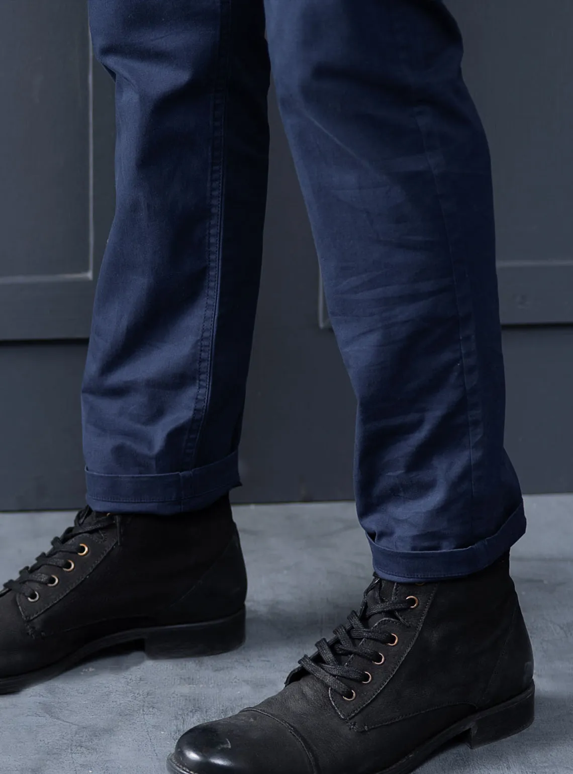 Monday Curved Chino