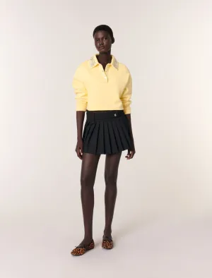 Short pleated skirt