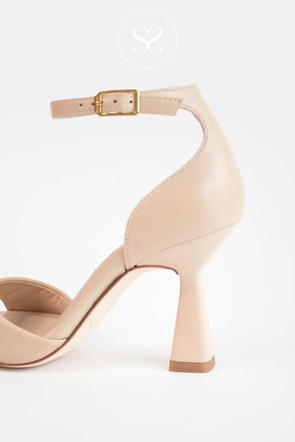 UNISA SAFIRA NUDE LEATHER BLOCK HEEL SANDALS